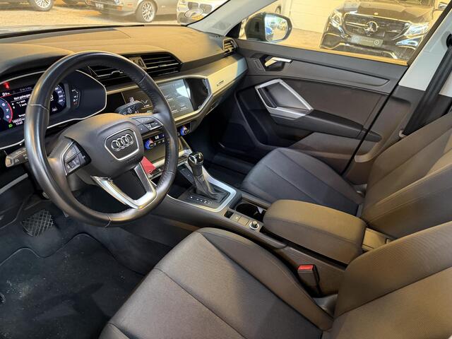 Audi Q3 35 TFSI Advanced Pro Line | Blind Spot | Adaptive |