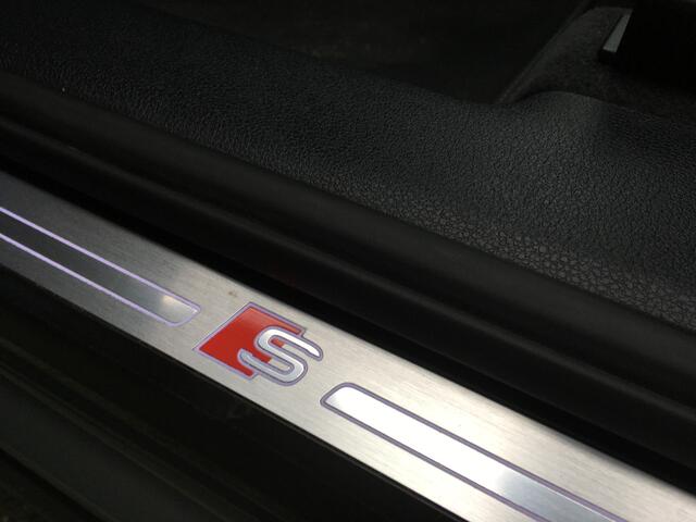Audi Q3 Sportback 35 TFSI S-Line Pano Chronos grey