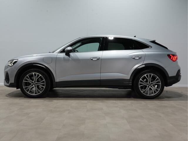 Audi Q3 Sportback 45 TFSI e 245pk Business Edition Navigatie Bluetooth ACC Trekhaak Clima Pdc Led Stoelverwarming
