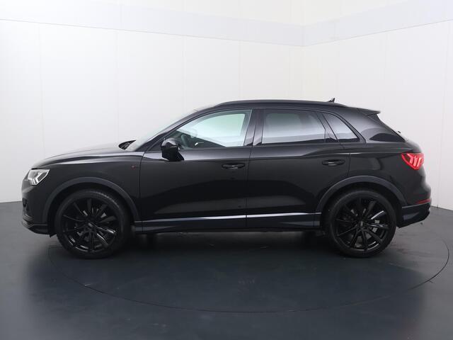 Audi Q3 35 TFSI Advanced edition | 150 PK | Automaat | Trekhaak wegklapbaar | Cruise control | Climate control | LED verlichting | Elektrische achterklep | Navigatiesysteem | Parkeersensoren | Stoelverwarming | Apple Carplay / Android Auto |