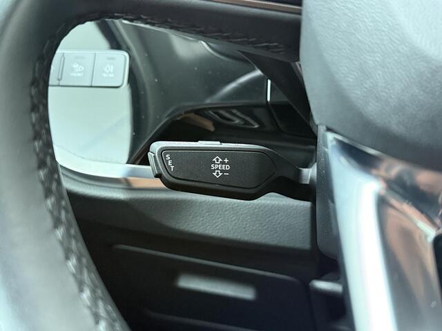 Audi Q3 35 TFSI Advanced edition | 150 PK | Automaat | Trekhaak wegklapbaar | Cruise control | Climate control | LED verlichting | Elektrische achterklep | Navigatiesysteem | Parkeersensoren | Stoelverwarming | Apple Carplay / Android Auto |