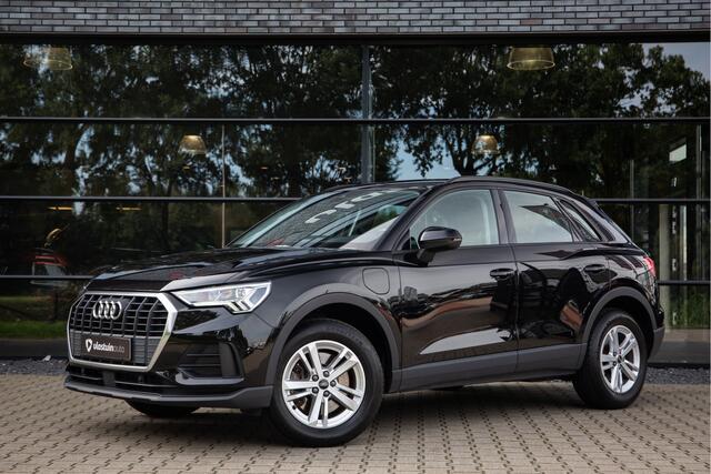 Audi Q3 45 TFSI e Advanced edition , SOH 89,2%, Adap. cruise, Trekhaak, Carplay,
