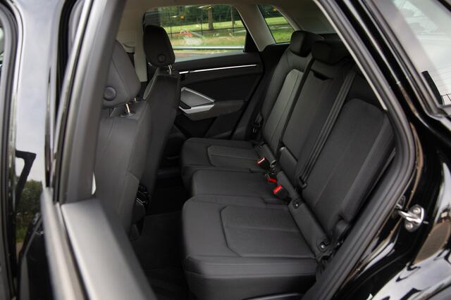 Audi Q3 45 TFSI e Advanced edition , SOH 89,2%, Adap. cruise, Trekhaak, Carplay,