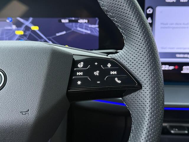 Audi Q3 S edition (A3) e-hybrid 200 kW / 272 PK SUV 6 ver | Memory Seats | Stuurwiel verwarming | Elektrische stoelen | Keyless Entry | Sfeerverlichting | LED |