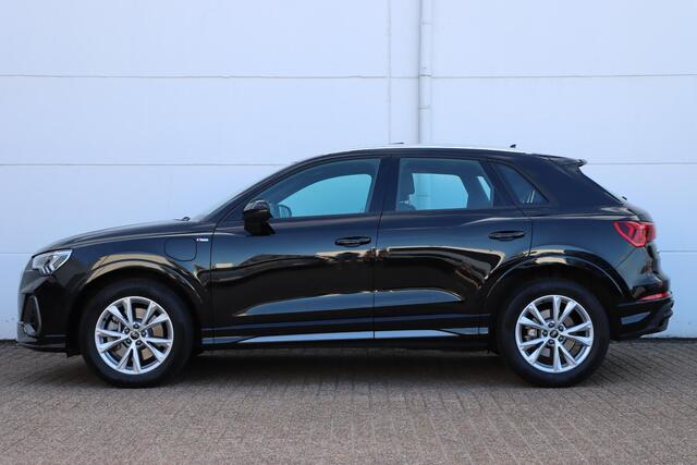 Audi Q3 45 TFSI e S edition 245pk S Tronic | SOH 94,6% | Leder | Pano | 360°