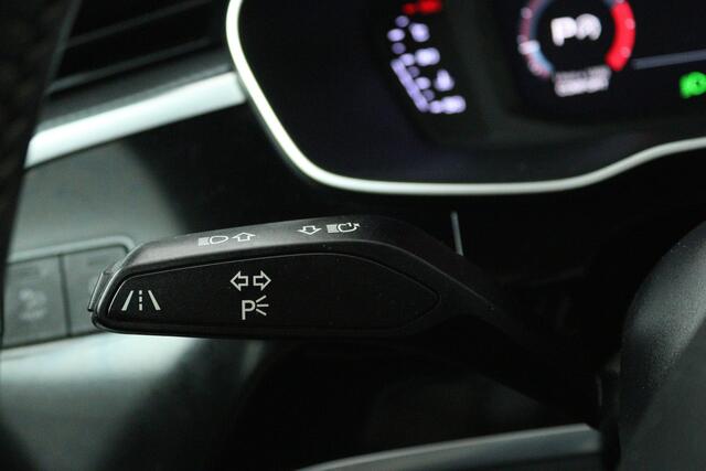 Audi Q3 35 TFSI S Line Pro Line (STOELVERWARMING, CAMERA, CRUISE ADAPTIEF, NAVIGATIE)