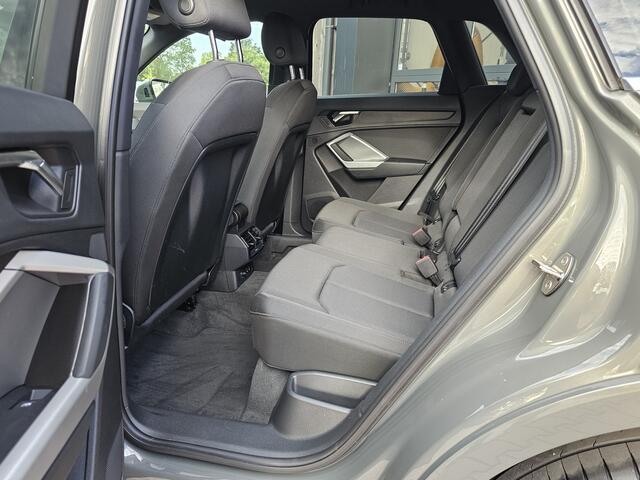 Audi Q3 35 TFSI S Line Pro Line | Automaat | Trekhaak | Stoelverwarming | MMI Plus | Virtual | Elek. achterklep |