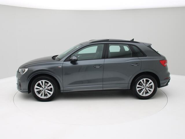 Audi Q3 35 TDI S-Line Pano, Carplay, Stoelverwarming