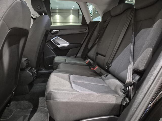 Audi Q3 35 TFSI Pro Line | Stoelverwarming | Camera | Adaptive Cruise Control | Climate Control |