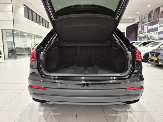 Audi Q3 35 TFSI Pro Line | Stoelverwarming | Camera | Adaptive Cruise Control | Climate Control |