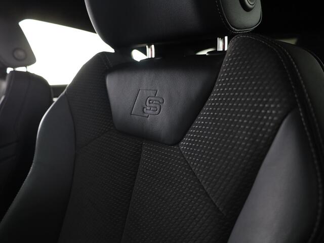 Audi Q3 Sportback 45 TFSI e S Edition 245pk | Navigatie | Elektrisch verstelbare voorstoelen | Sonos Audio | Adaptieve cruise controle | Stoelverwarming | S-line interieur