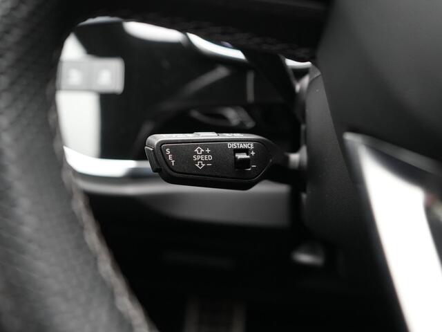 Audi Q3 Sportback 45 TFSI e 2x S Line PHEV 245pk Dealer O.H | Adaptive Cruise | 360 Camera | Blis | Sporstoelen Verwarmd | Carplay | Navigatie | DAB | Virtual | 18"L.M | Plug In Hybrid