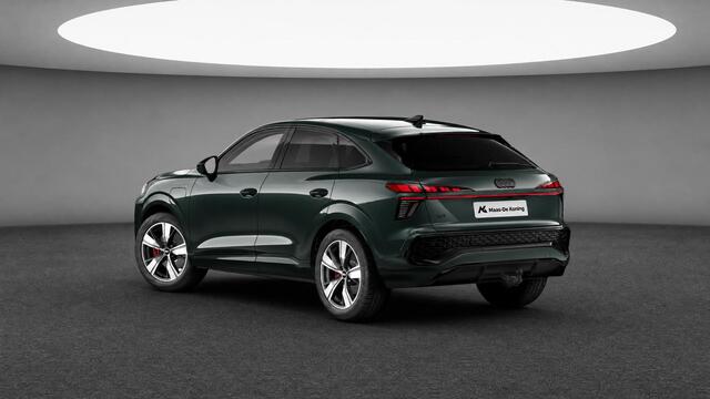 Audi Q3 Sportback 1.5 e-hybrid S edition 272 PK · Glazen panoramadak · Tech pro · Trekhaak elek. wegklapbaar
