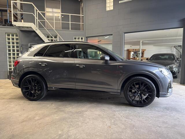Audi Q3 35 TFSI 3x S-line VIRTUAL-CAMERA-TREKHAAK-LED-20''