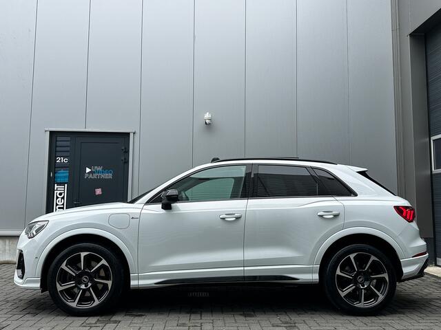 Audi Q3 45 TFSI e 3x S-Line 245PK | Pano | Keyless | Camera | Matrix | ACC | Lane | 1e eig