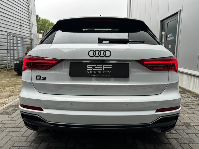 Audi Q3 45 TFSI e 3x S-Line 245PK | Pano | Keyless | Camera | Matrix | ACC | Lane | 1e eig