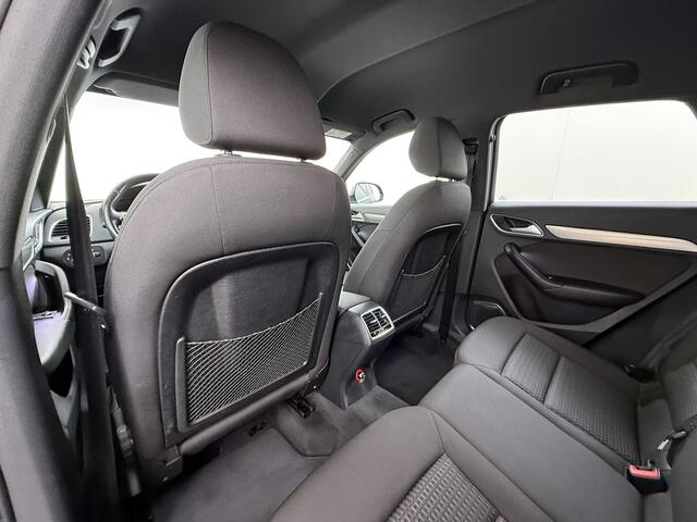 Audi Q3 1.4TFSI 150PK Automaat Sport S Line Trekhaak Stoelverwarming Bose®-Audio Navi Ecc CoD Pdc Edition Elek.Achterklep Bluetooth Lmv Led Privacy Glas Isofix Keyless 1.800KG Trekgewicht
