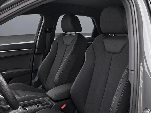 Audi Q3 Sportback 45 TFSIe 180kW/245PK S Edition · Trekhaak · Apple/Android Car Play · Drive select · Garantie t/m 10-03-2027 of 100.000km