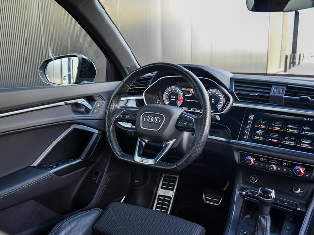 Audi Q3 40 TFSI quattro Pro Line S l S-line l Trekhaak l Bang & Olufsen l Sfeerverlichting l Adaptieve Cruise