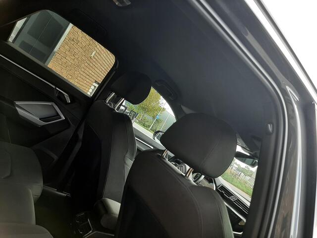 Audi Q3 45 TFSI e Business Edition