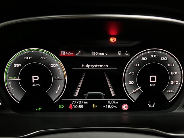 Audi Q3 45 TFSI e S edition | TREKHAAK | PANO | NAVI | KEYLESS |