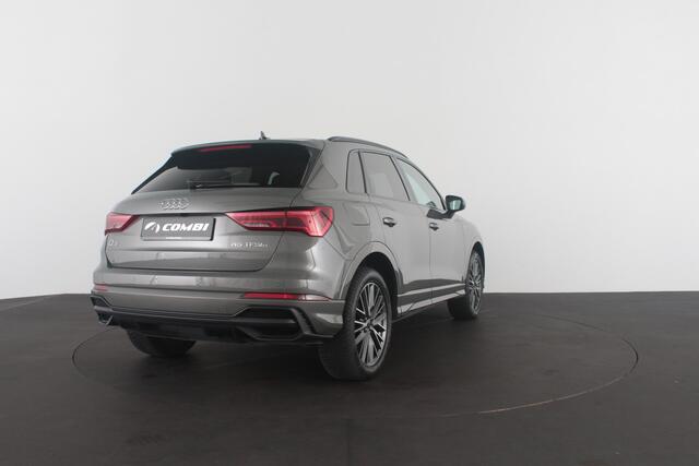 Audi Q3 45 TFSI e S edition Panodak | 245pk | Plug-in Hybride