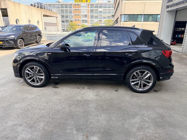 Audi Q3 45 TFSI e 245Pk S Edition / Leer / Stoelverwarming / Camera