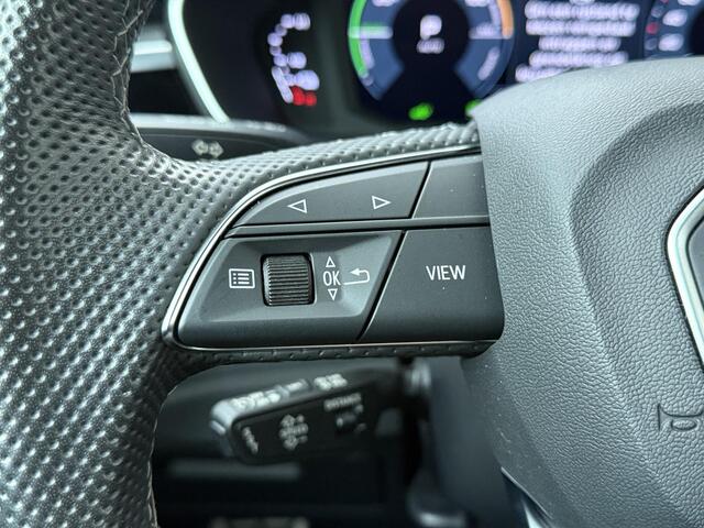 Audi Q3 Sportback 45 TFSI e S Edition | 245 PK | SoH 94% | Panoramadak | Stoelverwarming | Adaptive cruise control | Achteruitrijcamera | Dodehoek detectie |