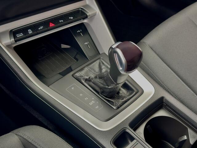 Audi Q3 Sportback 45 TFSI e AUT6 BLACK-EDITION 2024 !! APPLE-CARPLAY DIGI-DASH AIRCO LED LMV PDC