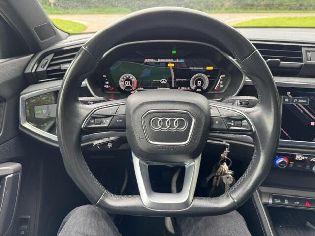 Audi Q3 Sportback 45 TFSI 3X S-LIne Grey Edition