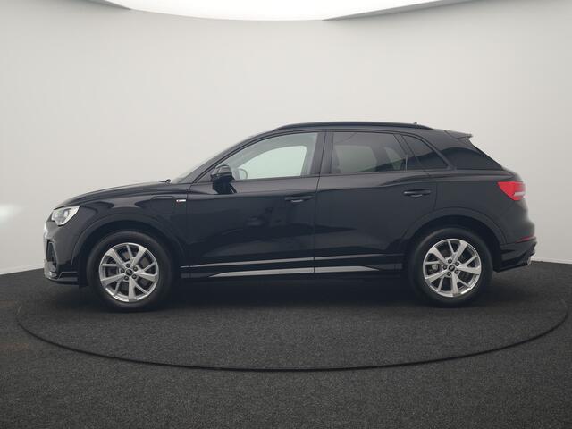 Audi Q3 45 TFSI e 2X S Line PHEV 245pk | Trekhaak Af Fabriek | Adaptive Cruise | Sportstoelen Verwarmd | Apple Carplay | Blis | DAB | Navigatie | Virtual | 18"L.M | Plug In Hybrid