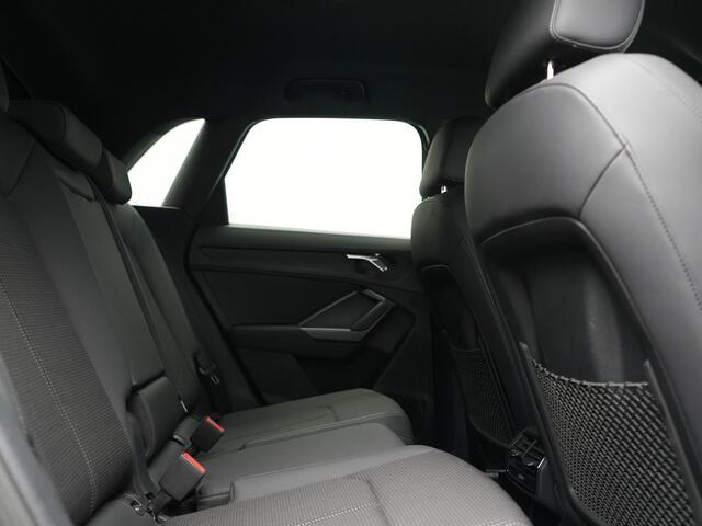 Audi Q3 45 TFSI e 2X S Line PHEV 245pk | Trekhaak Af Fabriek | Adaptive Cruise | Sportstoelen Verwarmd | Apple Carplay | Blis | DAB | Navigatie | Virtual | 18"L.M | Plug In Hybrid