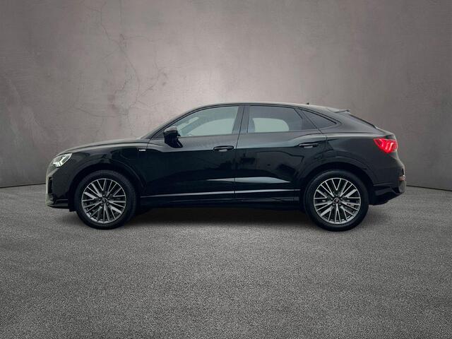 Audi Q3 Sportback 45 TFSI e S Edition | Adaptieve Cruise Control | Trekhaak | Camera | Privacy Glas | Virtual Cockpit | Stoelverwarming |
