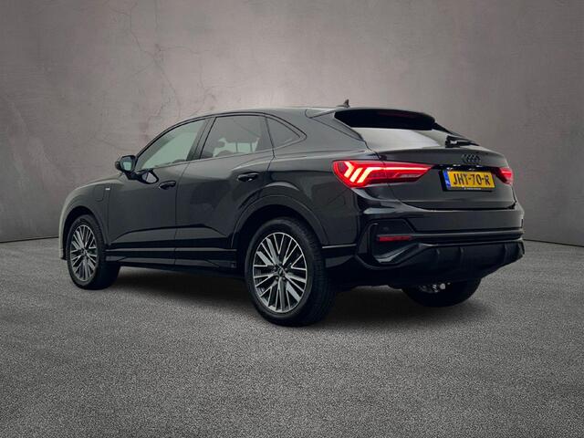 Audi Q3 Sportback 45 TFSI e S Edition | Adaptieve Cruise Control | Trekhaak | Camera | Privacy Glas | Virtual Cockpit | Stoelverwarming |