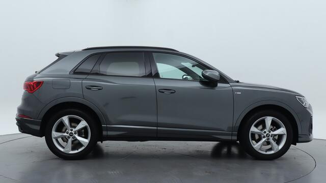 Audi Q3 35 TFSI S edition Competition | Adaptive cruise | Comfort sleutel | Stoelverwarming | 19"LMV | – foto 4