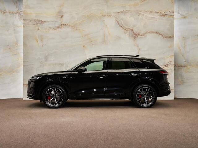 Audi Q3 E-Hybrid S Edition , pano, Tech Pro, tr.haak, 20", Sonos, LED-kopl., memory, HUD, 360 camera, ACC, privacy