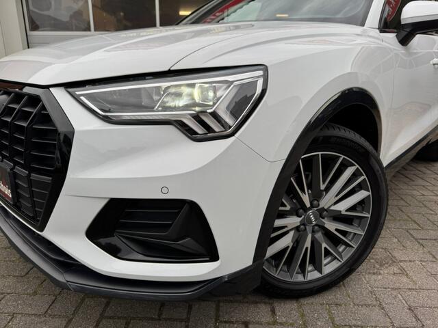 Audi Q3 35 TFSI 150PK S-Tronic S-Line Black Optic Matrix LED Leder Cruise PDC
