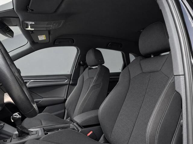 Audi Q3 45 TFSIe 245pk S edition · Camera · Apple/Android Car Play · Stoelverwarming · Navigatie · Elek. Achterklep · Keyless · 19'' Inch ·