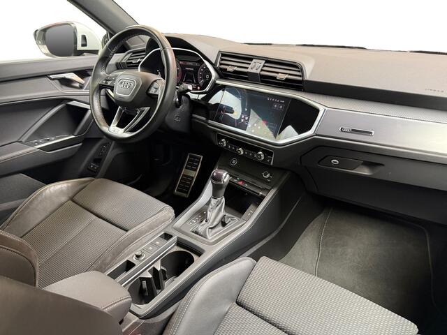 Audi Q3 45 TFSI e S edition I S-Line I Elek. Stoelen I Memory I Adaptive Cruise I LED I Elek. Achterklep I Stoelverwarming I Carplay