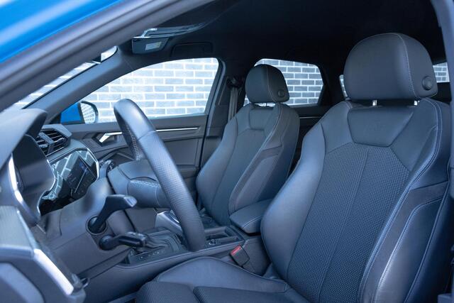 Audi Q3 Sportback 45 TFSI e S Edition | Plug-in Hybrid (PHEV) | Achteruitrijcamera | Parkeersensoren | Virtual Cockpit Groot | Stoelverwarming | Keyless Entry | Elektrische Achterklep | Cruise Control | Navigatie | Apple Carplay | Android Auto