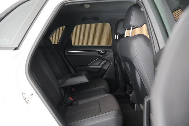 Audi Q3 35 TFSI 150pk S edition Black Edition Camera Virtual Cockpit Navigatie 2x S-Line – foto 10