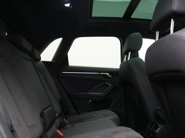 Audi Q3 45 TFSI e 2x S Line PHEV 245pk Dealer O.H. | Trekhaak Af Fabriek | Panodak | Adaptive Cruise | 360 Camera | Matrix LED | Alcantara Sportstoelen Memory & Verwarmd | Blis | Keyless | Sfeerverlichting | Navigatie | DAB | 19"L.M | Plug In Hybrid | – foto 6