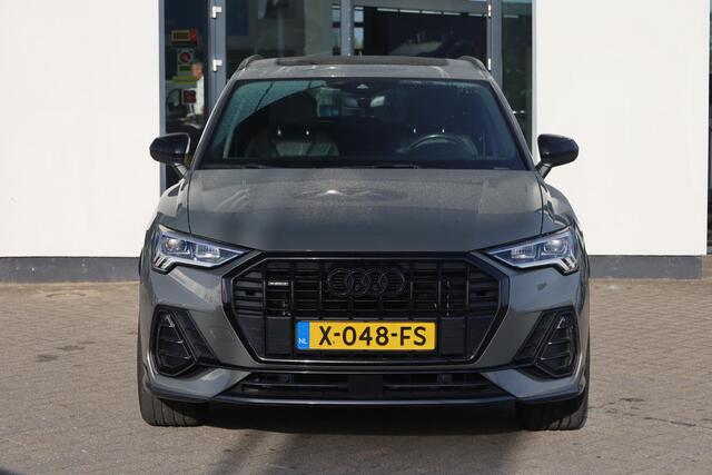 Audi Q3 40 TFSI quattro edition one 190PK / 140kW DSG, S-Line in- en exterieur, LED Matrix koplampen, dynamische richtingaanwijzers achter, verwarmbare voorstoelen, verwarmbaar multifunctioneel lederen stuurwiel, achteruitrijcamera (Rear View), parkeersensoren voor en achter (PDC), navigatie, dodehoekdetectie (Side Assist), elektrische achterklep, panoramadak, elektrisch verstel- en verwarmbare buitenspiegels, 2-zone climatronic, virtual cockpit, keyless start & entry, privacy glas, cruise control, dimmende binnenspiegel etc. – foto 5