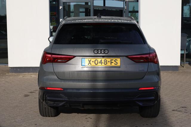 Audi Q3 40 TFSI quattro edition one 190PK / 140kW DSG, S-Line in- en exterieur, LED Matrix koplampen, dynamische richtingaanwijzers achter, verwarmbare voorstoelen, verwarmbaar multifunctioneel lederen stuurwiel, achteruitrijcamera (Rear View), parkeersensoren voor en achter (PDC), navigatie, dodehoekdetectie (Side Assist), elektrische achterklep, panoramadak, elektrisch verstel- en verwarmbare buitenspiegels, 2-zone climatronic, virtual cockpit, keyless start & entry, privacy glas, cruise control, dimmende binnenspiegel etc. – foto 9