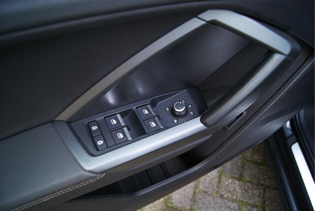 Audi Q3 35 TFSI 150PK DSG 2xS-Line Leer/Wegkl.trekhaak 1800KG/Keyless/MMI+/Camera/Carplay – foto 9
