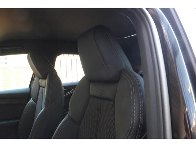 Audi Q4 40 Advanced edition 77 kWh ACC, Head-up, Achteruitrijcamera