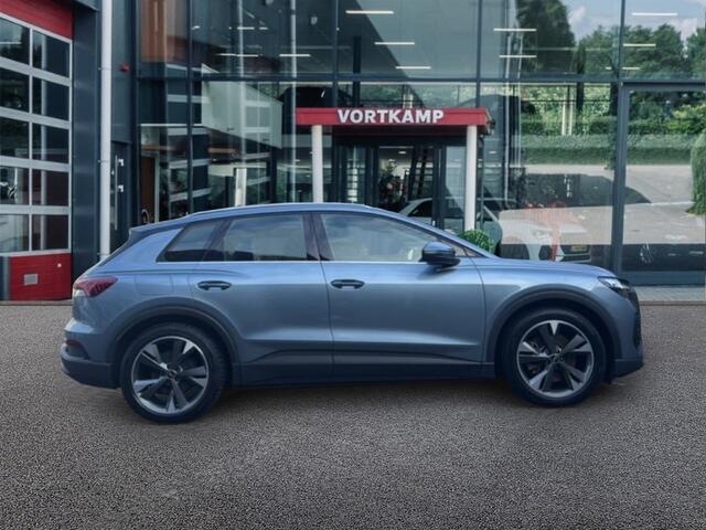 Audi Q4 40 E-TRON TREKHAAK/PANODAK/STOELVERW/PDC/NAVI/CARPLAY