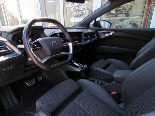 Audi Q4 40 S Competition 77 KWH / 20 Inch / Camera / Stoelverw. / BOVAG garantie