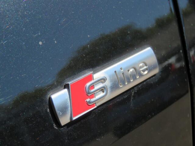 Audi Q4 40 S Competition 77 KWH / 20 Inch / Camera / Stoelverw. / BOVAG garantie