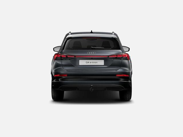 Audi Q4 Advanced edition performance 286 PK · Tech plus · Trekhaak elek. wegklapbaar · Lendensteun in voorstoelen